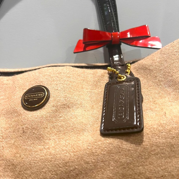 Coach Soft Bag - Picture 2 of 4